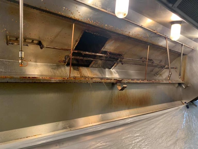 Hood cleaning results - Before 3