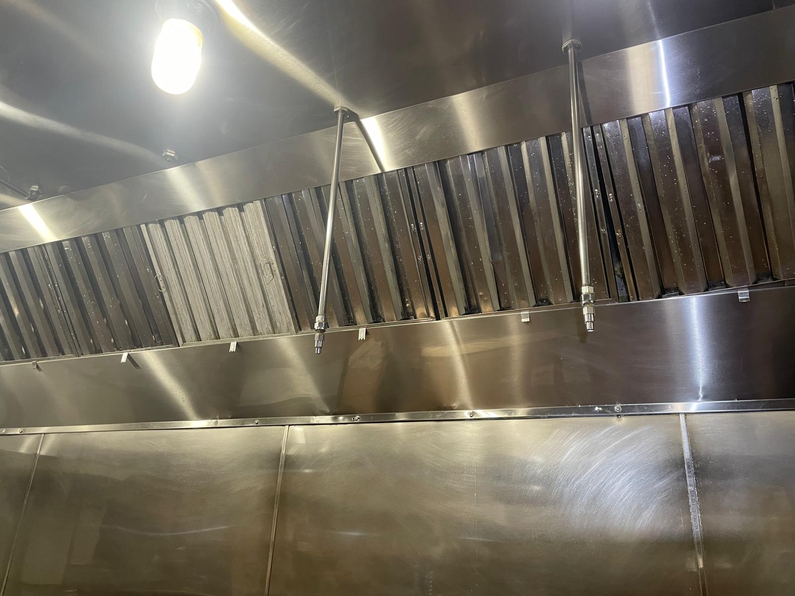 Commercial kitchen hood cleaning service in Gallatin, TN