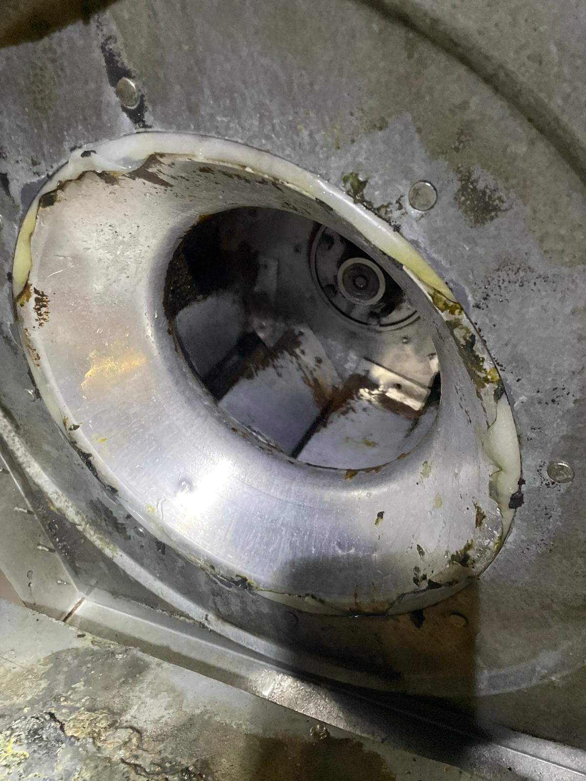 Commercial kitchen hood cleaning service in La Vergne, TN